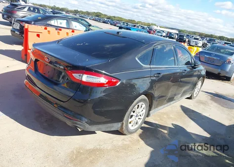 2015 Ford Fusion S z USA, uszkodzony, nr VIN 3FA6P0G73FR163314